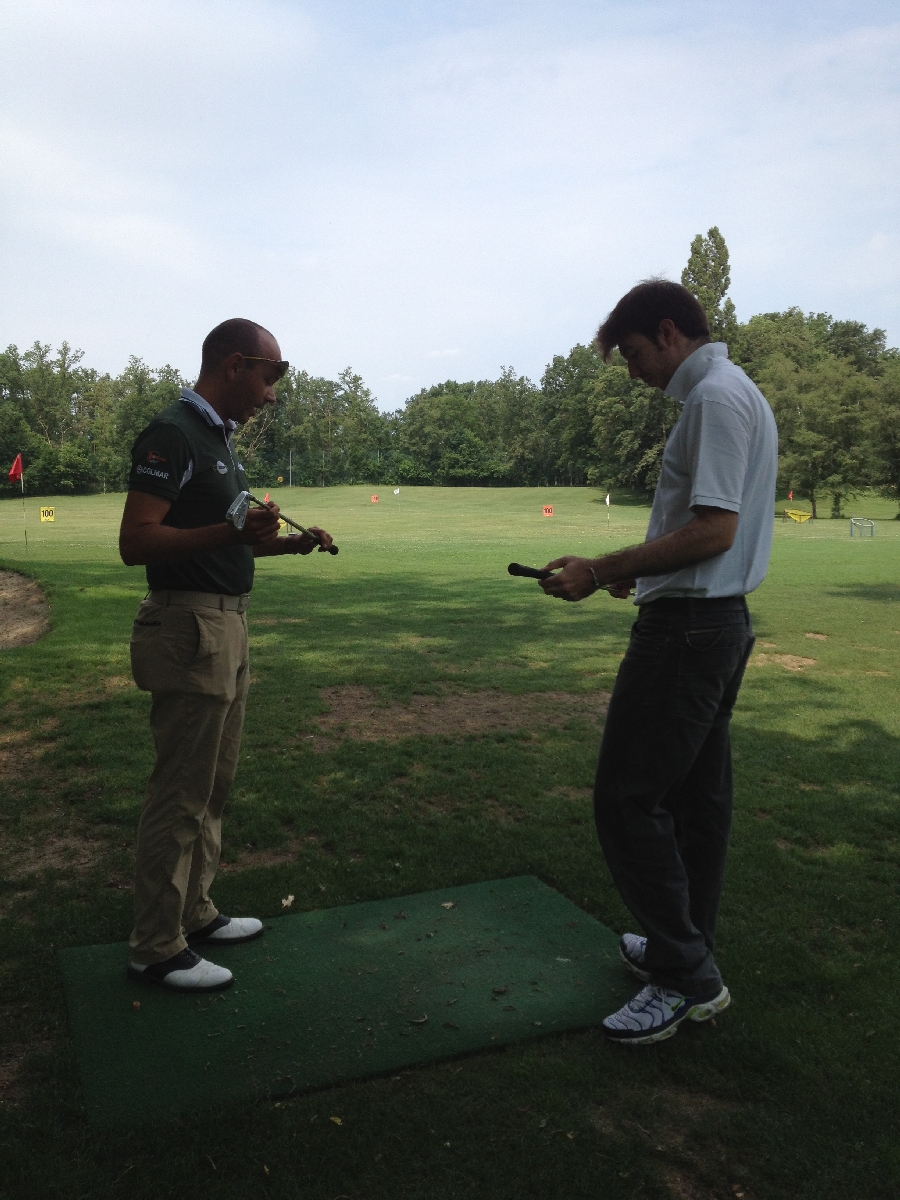 Lezione di golf, impugnatura (2)