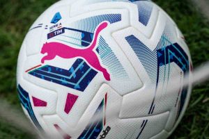Il club di Serie A aspetta fino alla sosta e poi esonera il tecnico