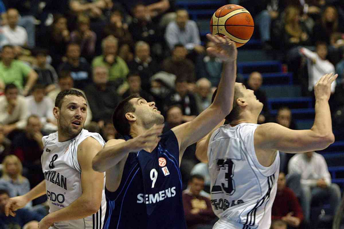 Basket in lutto, addio al tecnico