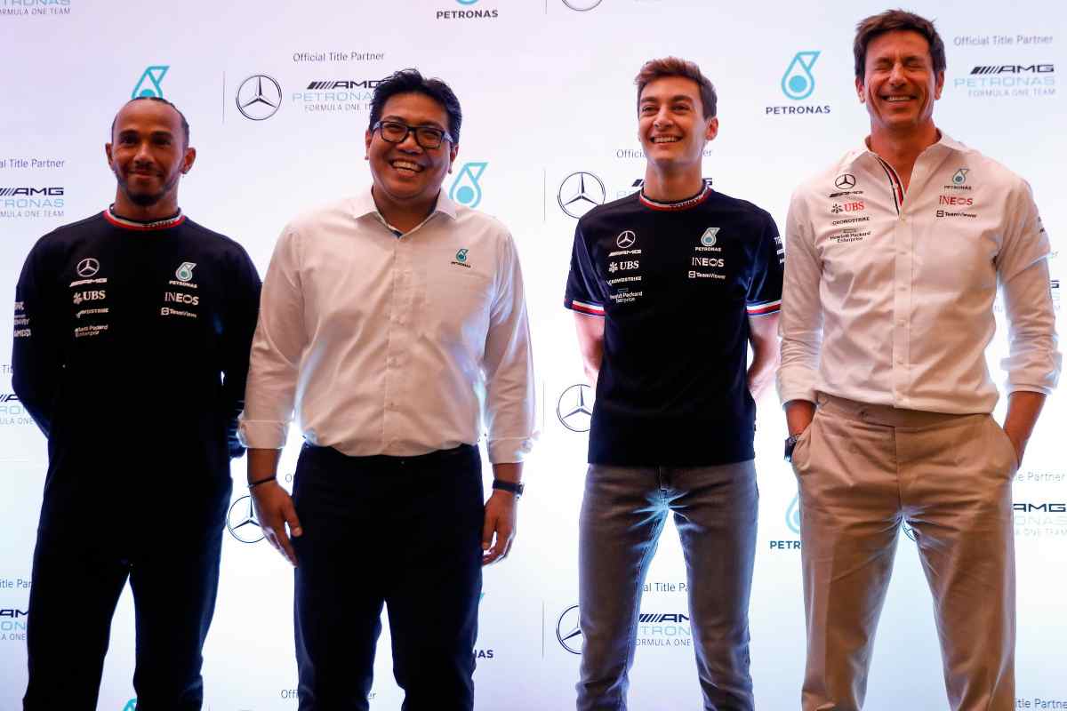 Con chi ha rinnovato la Mercedes?