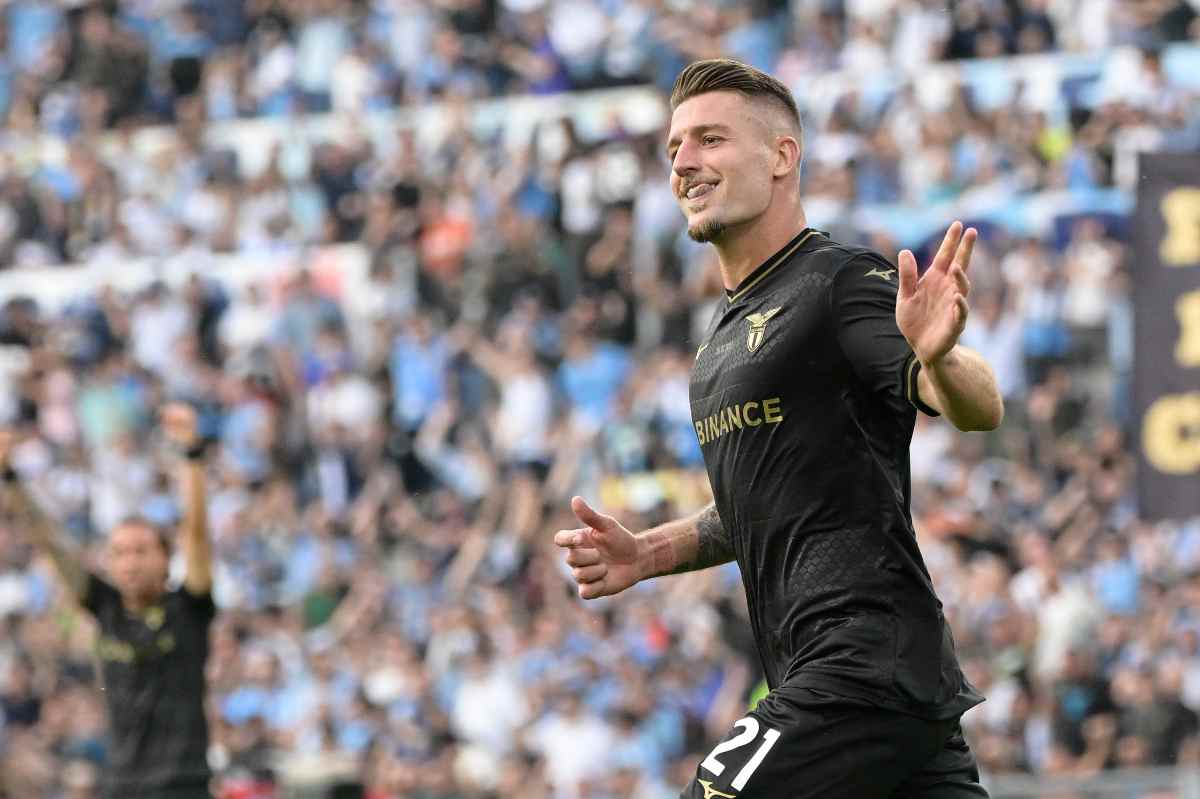 Milinkovic Savic esulta all'Olimpico