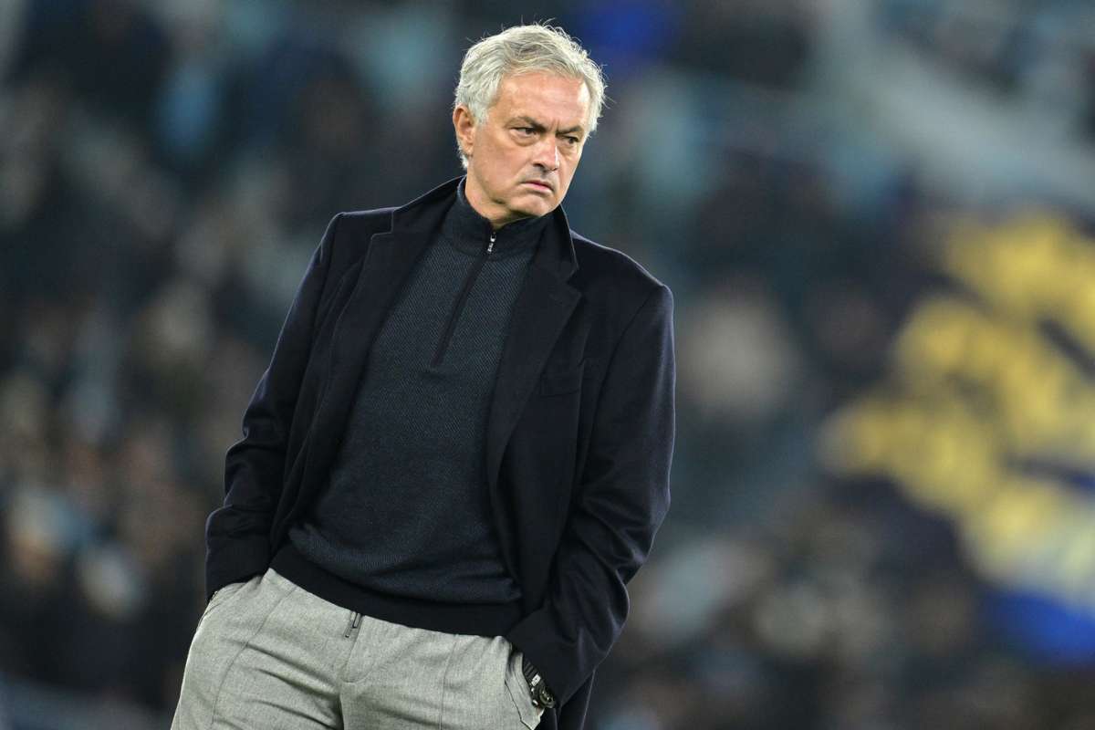 Mourinho al Napoli, più economico di Antonio Conte