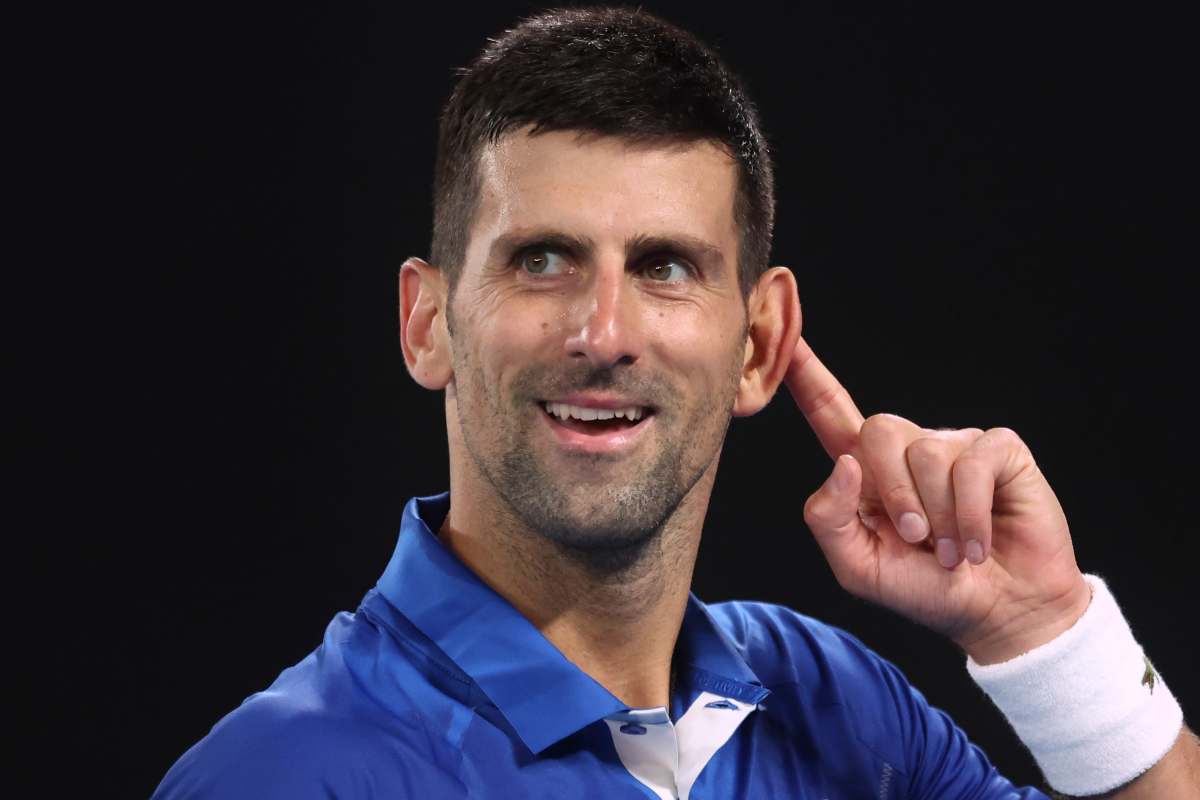 Novak Djokovic litiga con uno spettatore
