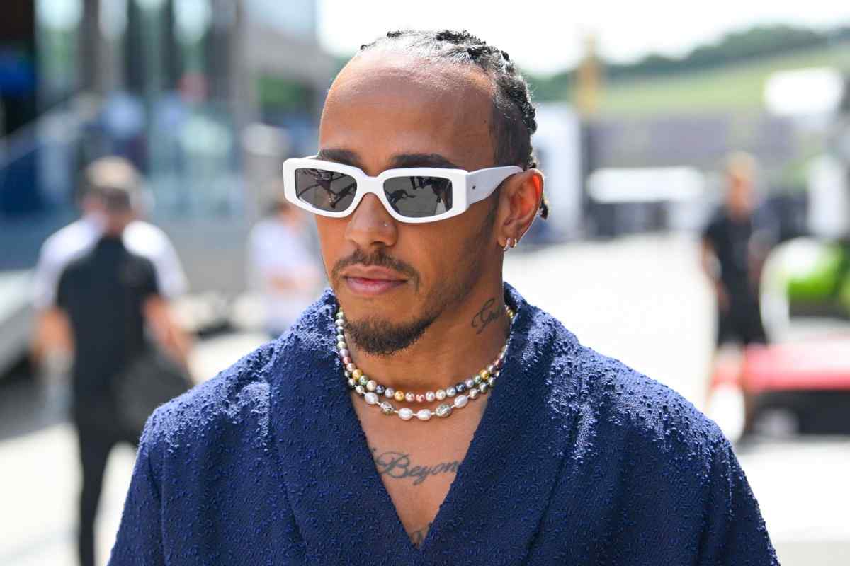 Hamilton, l'avventura in Ferrari inizia malissimo