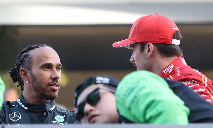 Hamilton Ferrari critica Alan Jones