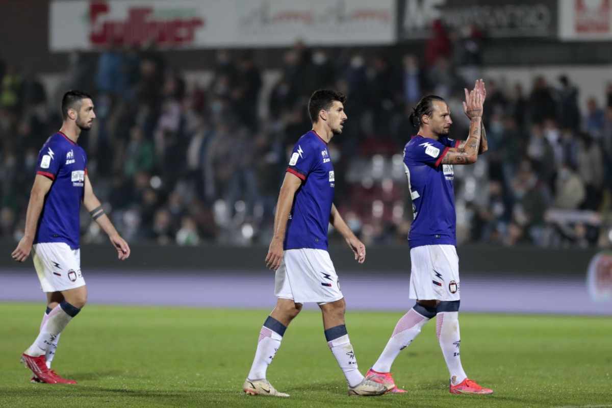 In Lega Pro c'è stata una dura contestazione dei tifosi del Crotone