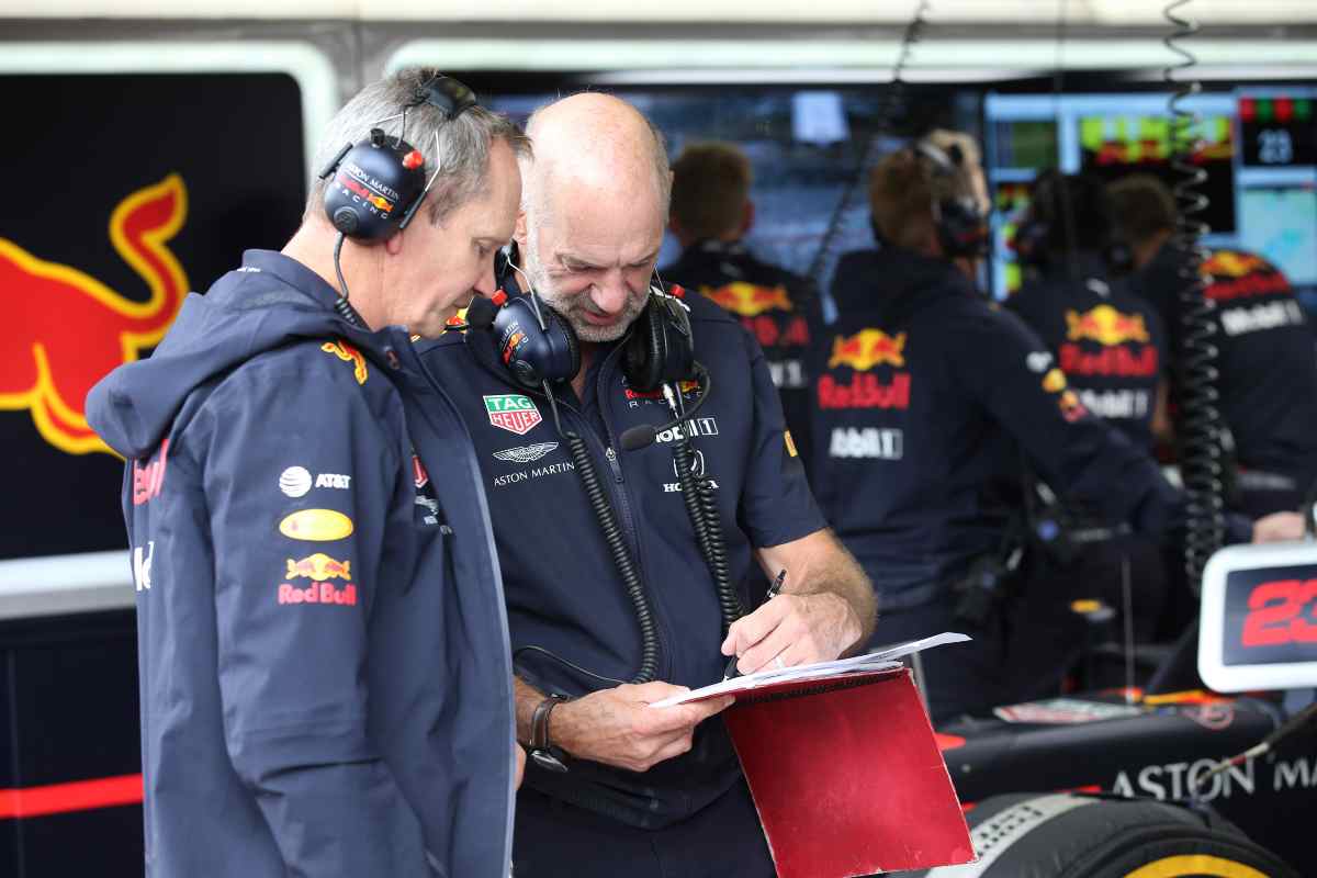 Newey, niente saluti a Marko nell'addio alla RedBull