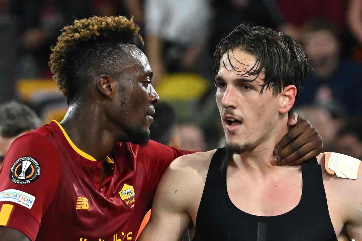 Tifosi Roma contro Abraham