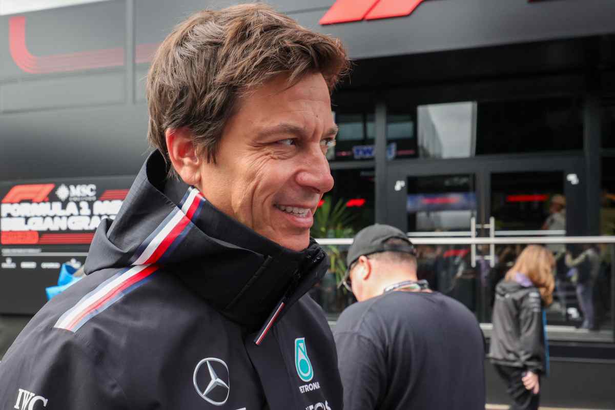 Toto Wolff rompe gli indugi su Verstappen