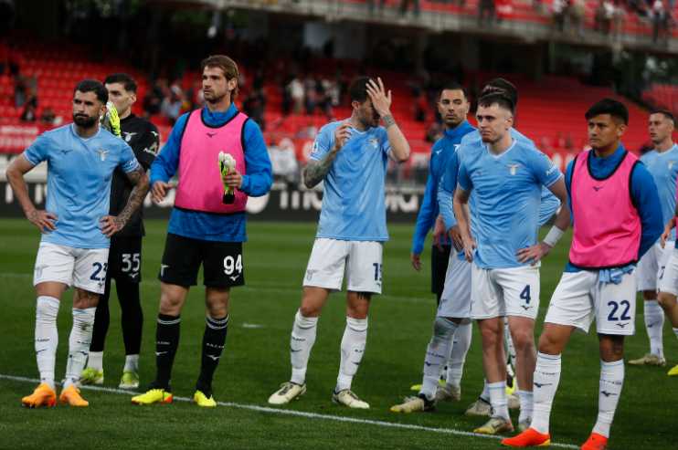 Tifosi contestazione Serie A dura polemica in curva