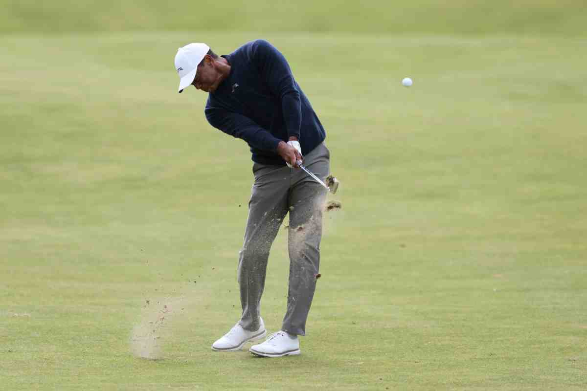 Tiger Woods con mazza
