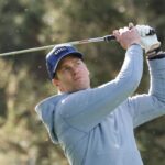 Tom Brady gioca a golf