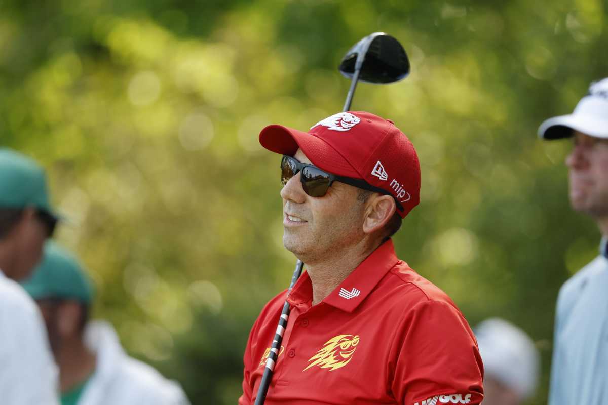 Sergio Garcia gioca a golf