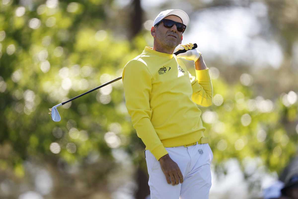 Sergio Garcia gioca a golf
