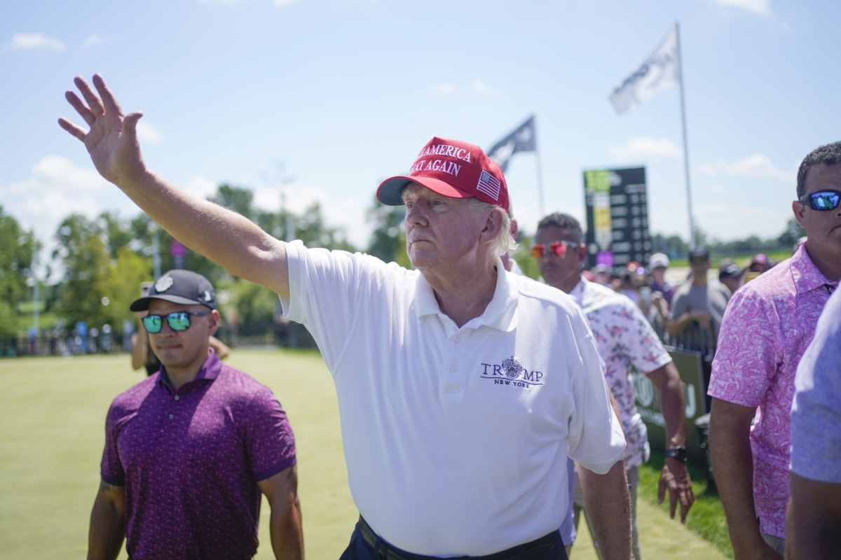 Donald Trump sul campo da golf