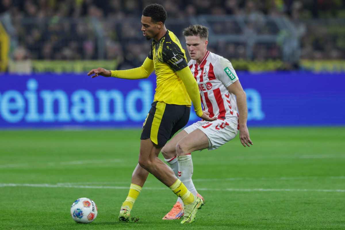 Nmecha gioca il pallone